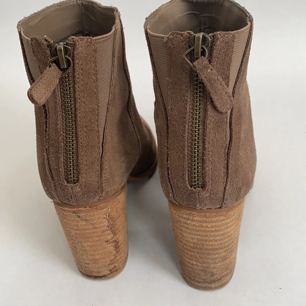 Urban Outfitters Suede‎ Stacked Heel Ankle Boots